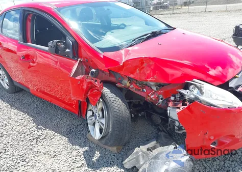 2014 Ford Focus Se z USA, uszkodzony, nr VIN 1FADP3F24EL156853